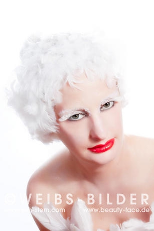 weibsbilder_weisser_schwan