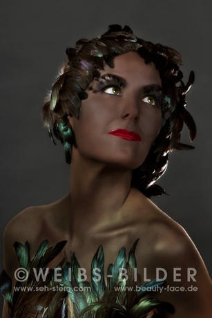 weibsbilder_schwarzer_schwan_0509_rz_mystical